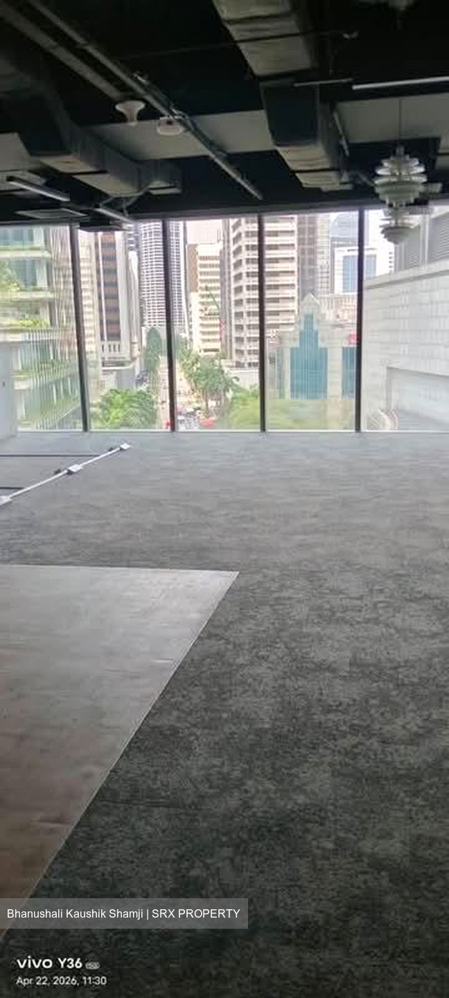 PLUS (D1), Office #568050301